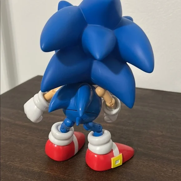 Sonic the Hedgehog Blue Action Figure - Picture 6 of 8